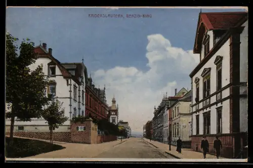 AK Kaiserslautern, Strasse Benzin-Ring mit Passanten