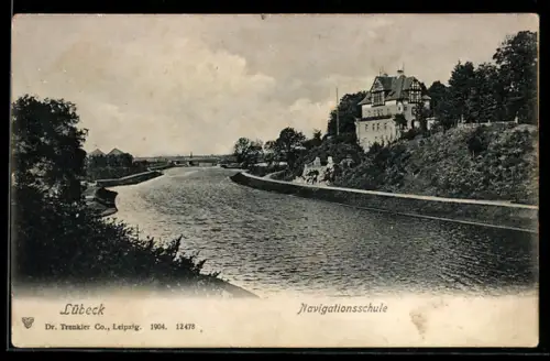 AK Lübeck, Navigationsschule