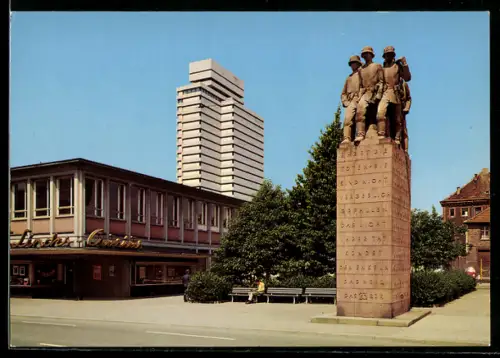 AK Kaiserslautern, Kriegerdenkmal, Rathaus