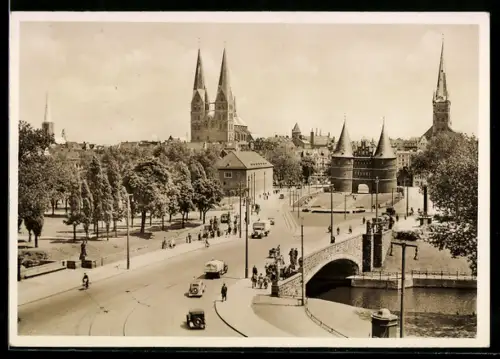 AK Lübeck, Jacobikirche, Marienkirche, Holstentor und Petrikirche