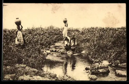 AK Tongres-Sainte-Marie /Haut-Congo, Missionnaires d`Afrique Pères Blancs, La rivière Indata, afrikanische Volkstypen