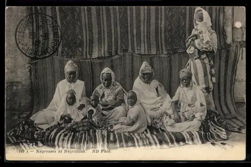 AK Afrikanerinnen mit Kindern, afrikanische Volkstypen