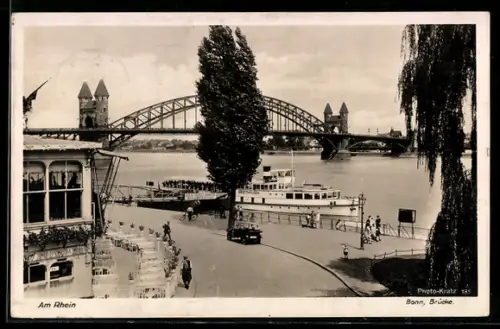 AK Bonn, Brücke mit Dampfer Beethoven, Köln-Düsseldorfer Rheindampfschiffahrt