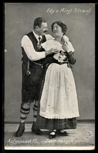 AK Edy und Mirzl Strauss in Tracht, Volkstanz