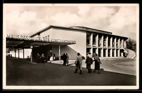 AK Frankfurt a. M., Messehaus des Deutschen Kunsthandwerks