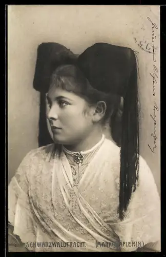 AK Hübsche Markgräflerin in traditioneller Tracht