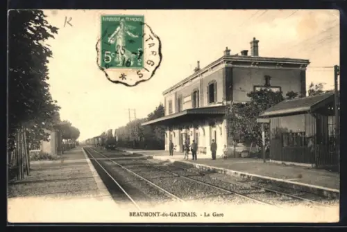 AK Beaumont-du-Gatinais, La Gare