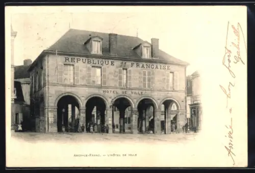 AK Ancy-le-Franc, L`Hôtel de Ville