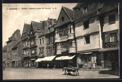AK Lannion, Vieilles maisons place du Centre