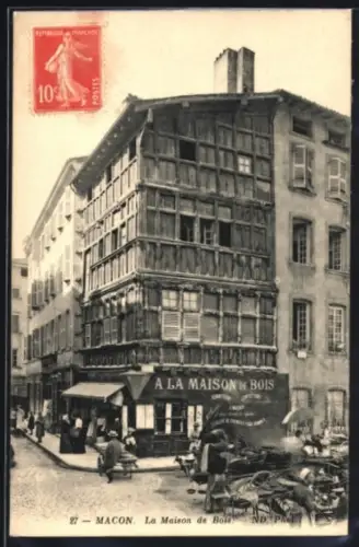 AK Macon, La Maison de Bois