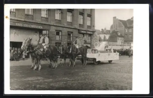 Foto-AK Erfurt, Am Hotel Erfurter Hof, Haus Kossenhaschen