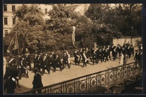 Foto-AK Erfurt, Einweihung Ehrenmal der Fleischer Innung