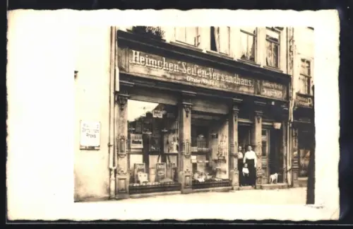 Foto-AK Erfurt, Heimchen-Seifen-Versandhaus in der Strasse Fischmarkt 8