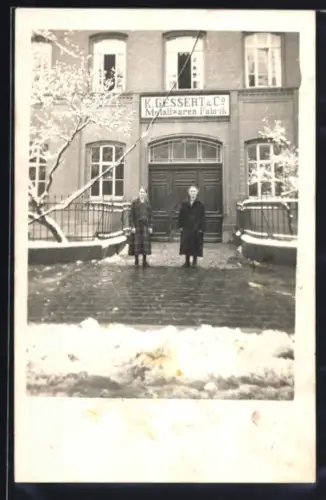 Foto-AK Erfurt, K. Gessert & Co Metallwarenfabrik in der Udstedter Strasse 44, Bebelstrasse