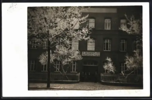 Foto-AK Erfurt, Partie in der Uderstedter Strasse (Bebelstrasse) 44, Metallwarenfabrik K. Gessert & Co.