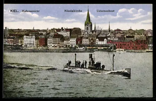 AK Kiel, U-Boot im Hafen vor der Nikolaikirche