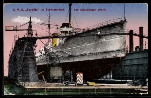 AK Kiel, Kriegsschiff S.M.S. Seydlitz im Schwimmdock der Kaiserlichen Werft