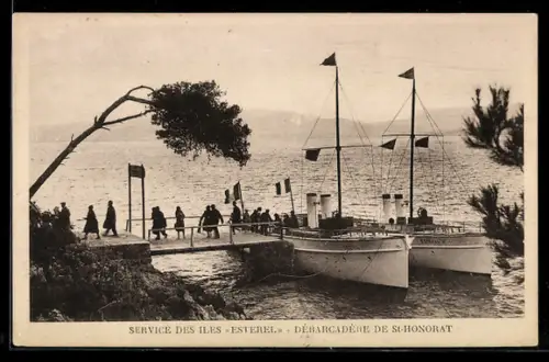 AK St. Honorat, Dampfer Esterel I und Estrerel V an der Anlegestelle, Passagierschiff
