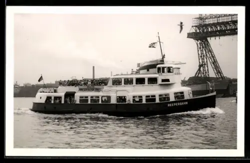 AK Fahrgastschiff Reeperbahn auf grosser Hafen-Rundfahrt in Hamburg, Passagierschiff