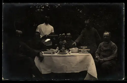 AK Soldaten mit gedecktem Tisch, Erfolge der Aushungerungspolitik Englands, Kriegsnot