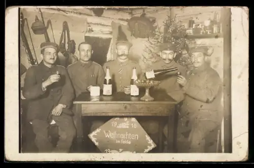 AK Infanteristen beim Weihnachtsfest im Felde 1916