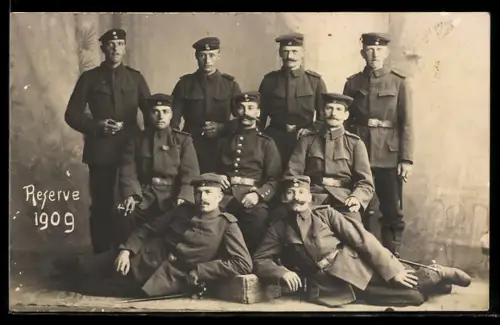 AK Gruppenaufnahme von Reservisten 1909