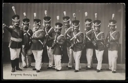Foto-AK Bürgerwehr Fasching 1908 - Gruppenfoto mit Uniformen und Gewehren