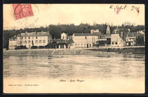 AK Ablon, Quai Magne et vue sur les bâtiments du village