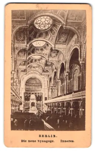 Fotografie unbekannter Fotograf, Ansicht Berlin, Neue Synagoge in der Oranienstrasse, Innenansicht