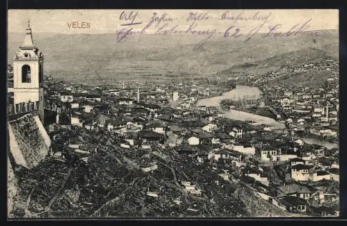 AK Veles, Gesamtansicht mit Mauer u. Turm aus der Vogelschau