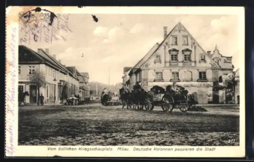 AK Mitau, Deutsche Kolonnen passieren die Stadt