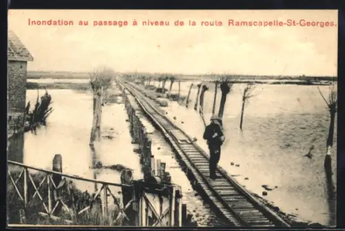 AK Nieuwpoort, Inondation au passage à niveau de la Route Ramscapelle-St-Georges