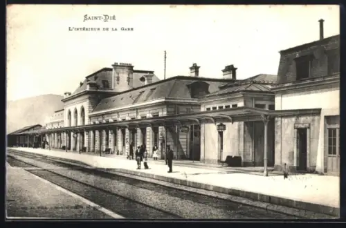 AK Saint-Dié, L`Intérieur de la Gare