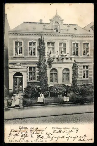 AK Lübeck, Frontalansicht vom Töchterpensionat Röper