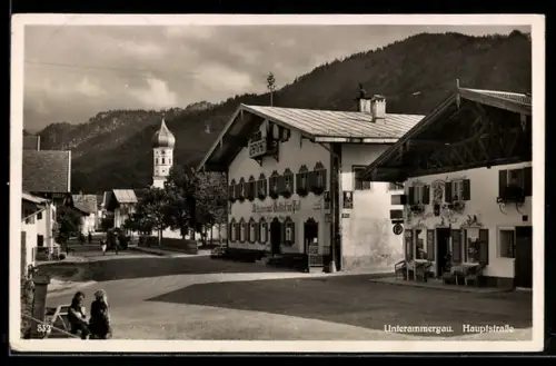 AK Unterammergau, Hauptstrasse, Bayerischer Gasthof zur Post, Kirche
