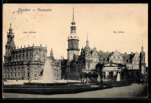 AK Dresden, Theaterplatz, Kath. Hofkirche, Kgl. Schloss