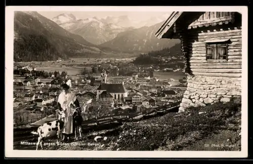 AK Mittenwald /Tiroler Berge, Blick gegen Süden, Frau mit Ziegen