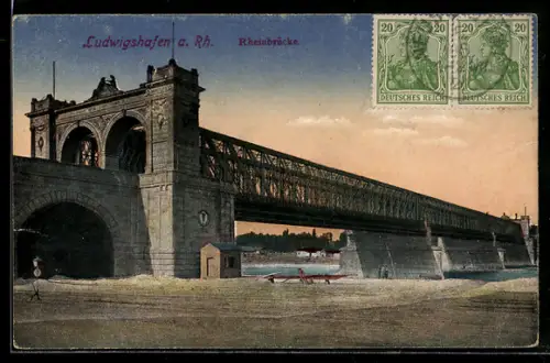 AK Ludwigshafen a. Rh., Partie an der Rheinbrücke