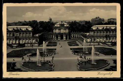 AK Dresden, Blick in den Zwingerhof