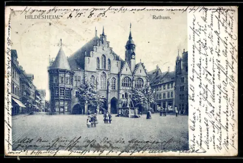AK Hildesheim, Rathaus mit Brunnen