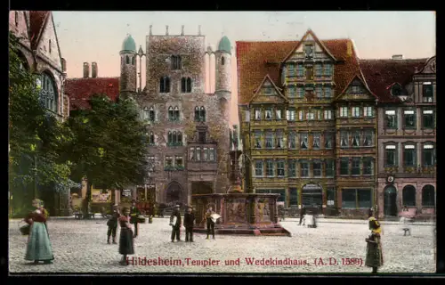 AK Hildesheim, Templer- und Wedekindhaus mit Brunnen