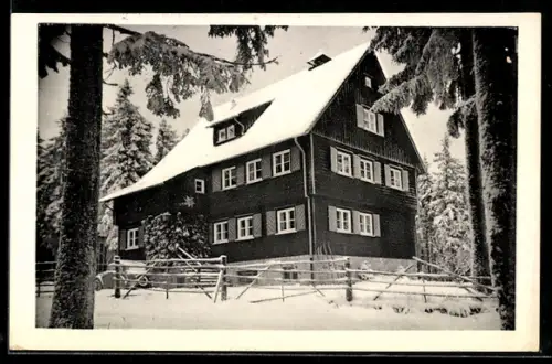 AK Torfhaus /Oberharz, Alpenvereinshütte, Winteransicht