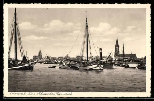 AK Emmerich, Der Rhein bei Emmerich, Boote, Ortssilhouette