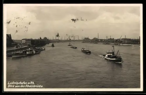 AK Ludwigshafen a. Rh., Blick von der Rheinbrücke, Stadtpanorama