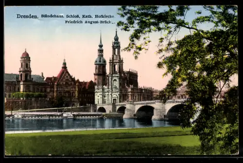 AK Dresden, Ständehaus, Schloss, Kath. Hofkirche, Friedrich August-Brücke