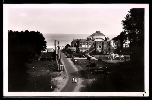 AK Perros-Guirec, Le Casino et la mer