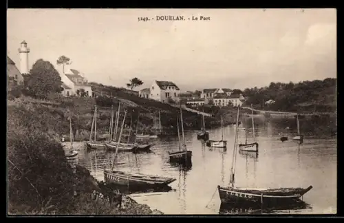 AK Douelan, le Port