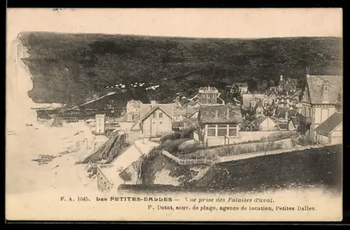 AK Les Petites-Dalles, Vue prise des Falaises d`aval