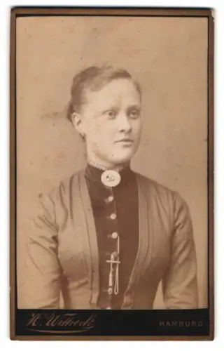 Fotografie H. Wittrock, Hamburg-St. Pauli, Porträt einer Frau