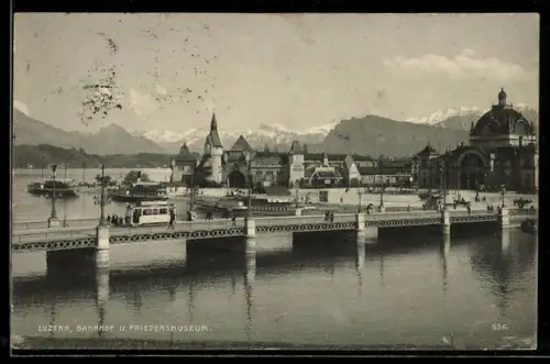 AK Luzern, Bahnhof und Friedensmuseum mit Strassenbahn